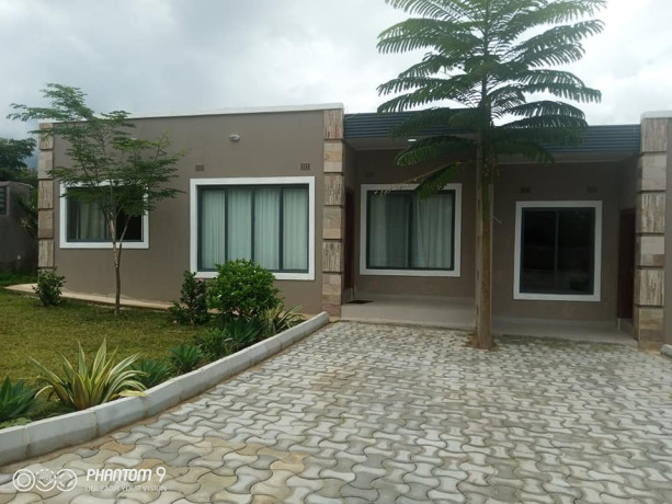 2-bedroom-flat-for-rent-in-ibex-hill-big-7