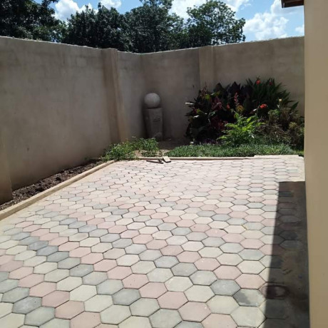 2-bedroom-house-for-rent-in-makeni-big-1