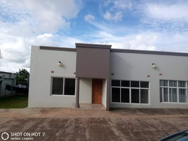 2-bedroom-flat-for-rent-in-chudleigh-big-0