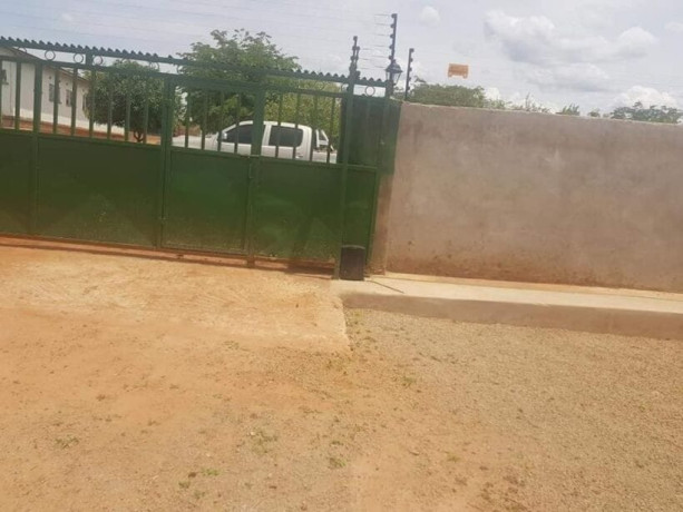 3-bed-standalone-house-for-rent-in-highlands-big-5