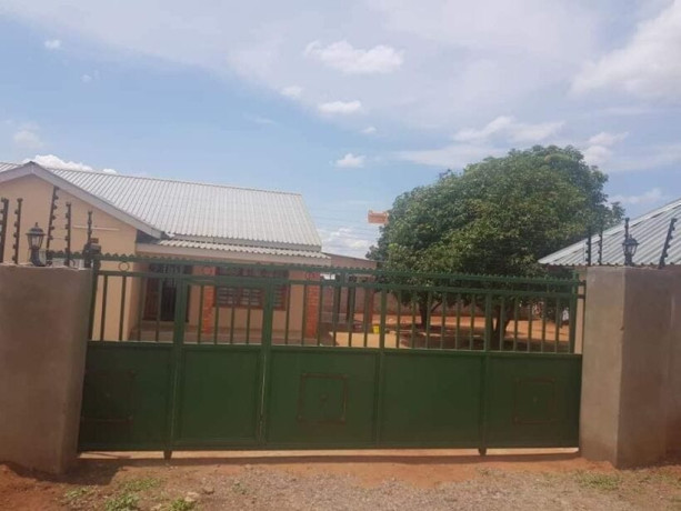 3-bed-standalone-house-for-rent-in-highlands-big-4