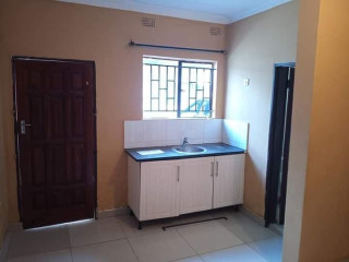 1-bedroom-flat-for-rent-in-makeni-east