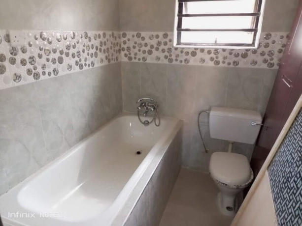 3-bedroom-flat-for-rent-in-chalala-big-5