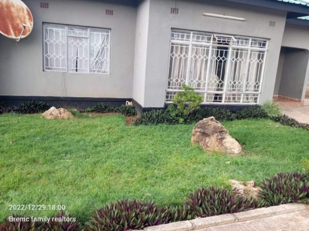 3-bedroom-flat-for-rent-in-chalala-big-0