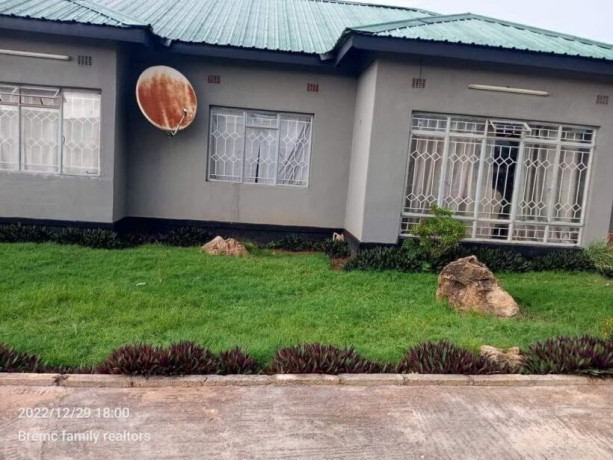 3-bedroom-flat-for-rent-in-chalala-big-1