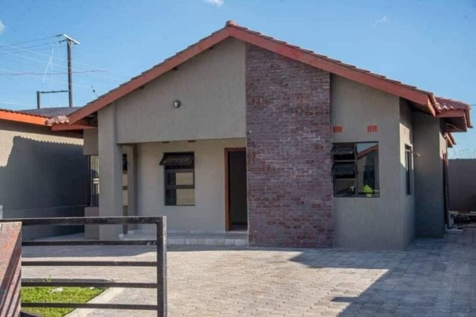 3-bedroom-flat-for-rent-in-chalala-big-5