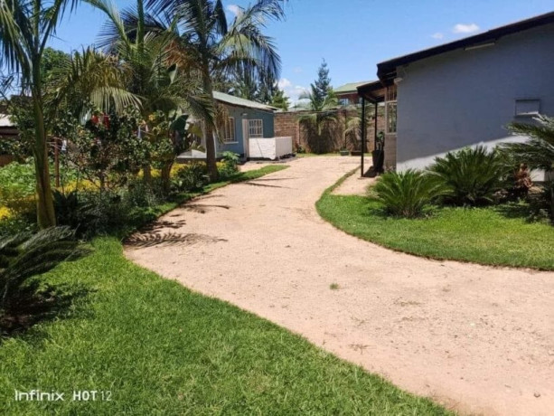 2-bedroom-flat-for-rent-in-ibex-hill-big-5