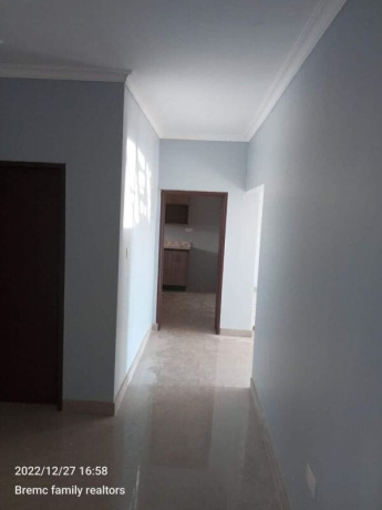 2-bedroom-flat-for-rent-in-chalala-big-4