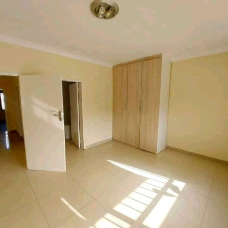 2-bedroom-newly-built-flats-for-rent-in-silverest-big-6