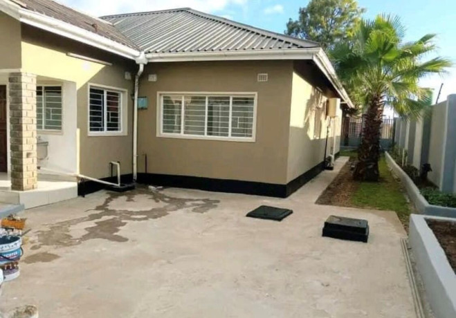 3-bedroom-house-for-sale-in-meanwood-chamba-valley-big-0