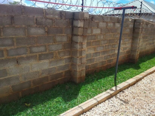 2-bedroom-flat-for-rent-in-lilayi-big-2