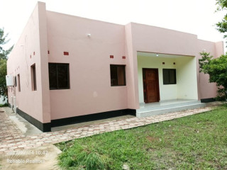 3-bedroom-flat-for-rent-in-chalala