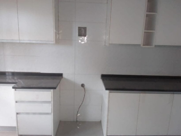 2-bedroom-flat-for-rent-in-chalala-big-3