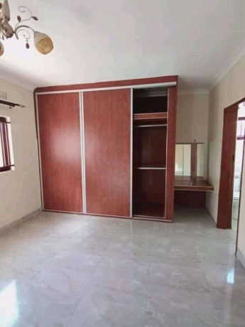 2-bedroom-apartment-for-rent-in-chilanga-big-5