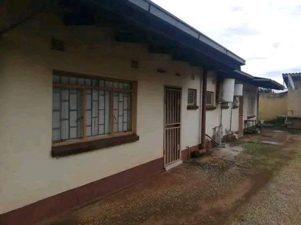 1-bedroom-flat-for-rent-in-chalala-big-0