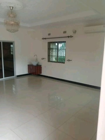 3-bedroom-house-for-rent-in-waterfalls-big-2