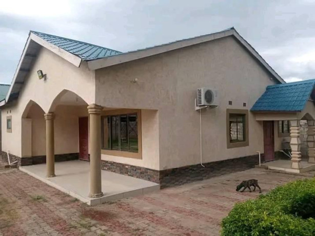 3-bedroom-house-for-rent-in-waterfalls-big-1