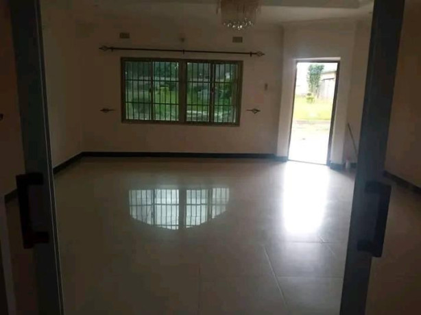 3-bedroom-house-for-rent-in-waterfalls-big-5