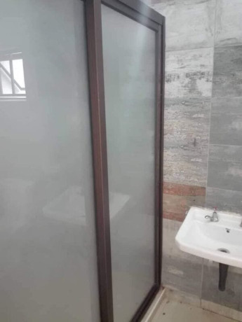 23-bedroom-flats-for-rent-in-meanwood-big-8