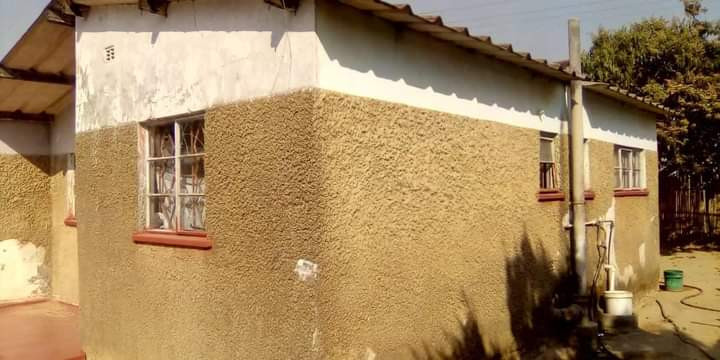 spacious-2-bedroom-house-for-sale-in-chingola-big-1