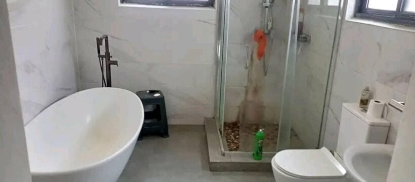 4-bedroom-house-for-sale-in-makeni-big-2