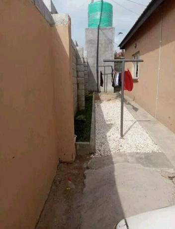 2-bedroom-flat-for-rent-in-meanwood-kwamwena-big-2