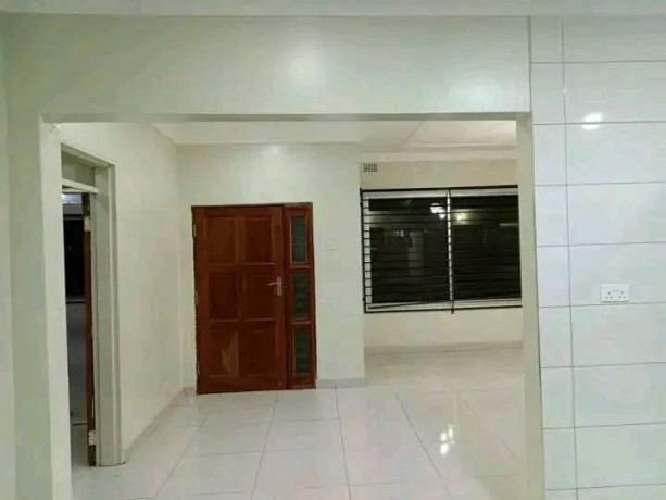 2-bedroom-flat-for-rent-in-meanwood-ndeke-big-0