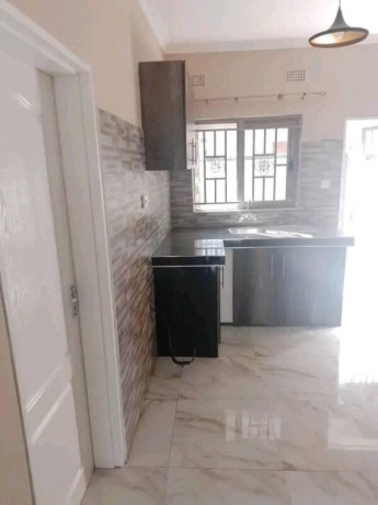 3-bedroom-flat-for-rent-in-meanwood-ndeke-big-3