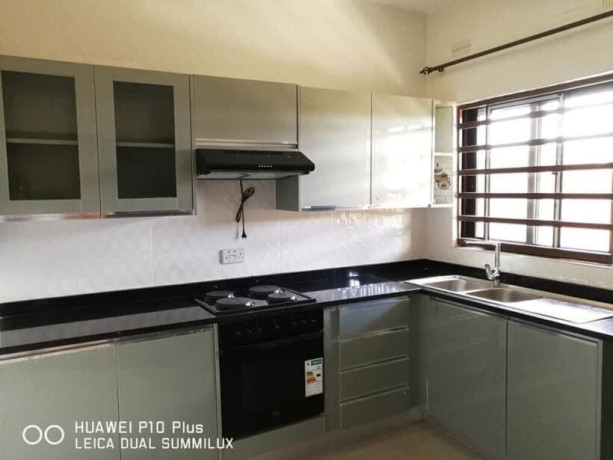 neat-and-beautiful-3-2-bedroom-flats-for-rent-in-lilayi-big-5
