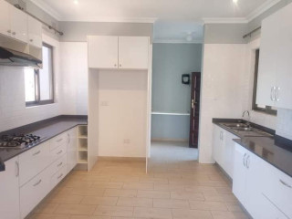 3-bedroom-house-for-rent-in-roma-park