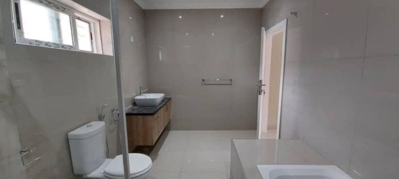 3-bedroom-apartment-for-rent-in-northmead-big-5