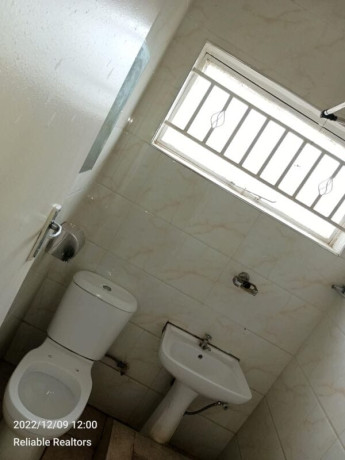 3-bedroom-flat-for-rent-in-chalala-big-3