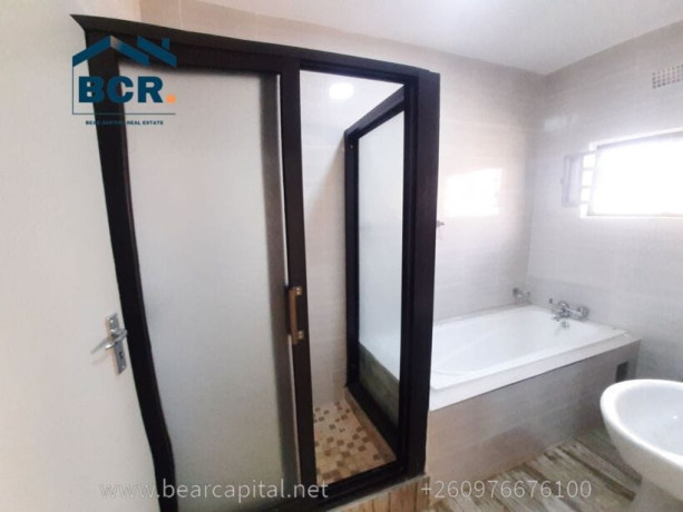 3-bedroom-flat-for-rent-in-olympia-big-6