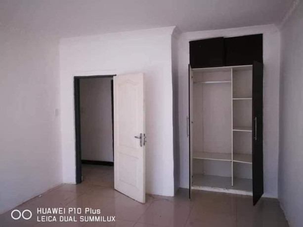 3-bedroom-flat-for-rent-in-libala-big-4