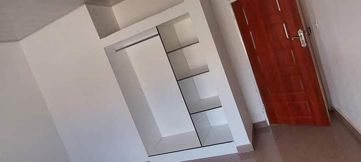 2-bedroom-flat-for-rent-in-makeni-big-9