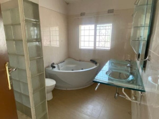 4-bedroom-house-for-rent-in-roma