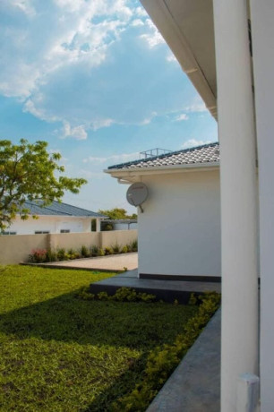 3-bedroom-house-for-rent-in-ibex-hill-big-7