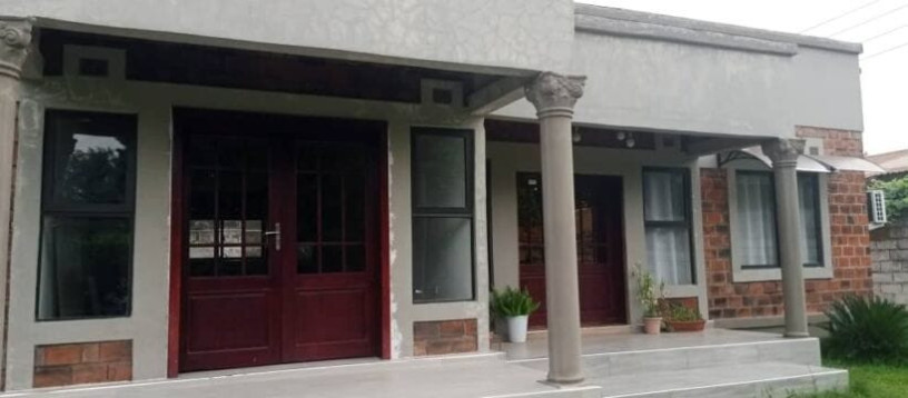 2-bedroom-flat-for-rent-in-olympia-main-big-3