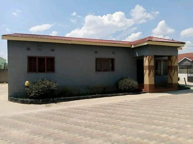 3-bedroom-house-for-rent-in-ibex-hill-big-5