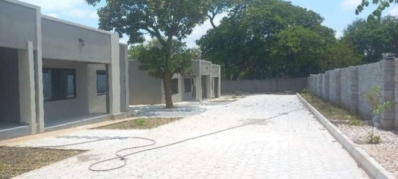 2-bedroom-flat-for-rent-in-waterfalls-big-5