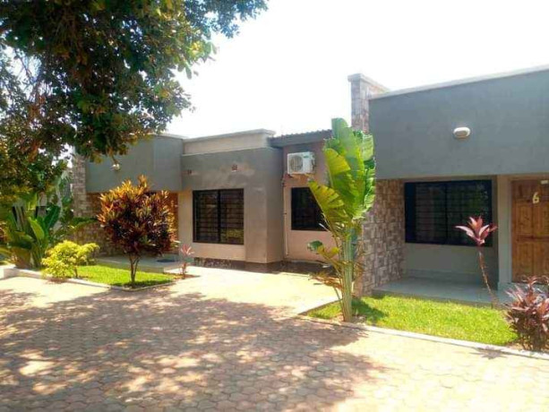 2-bedroom-flat-for-rent-in-chalala-big-1