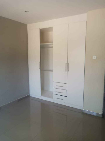 2-bedroom-flat-for-rent-in-chalala-big-4