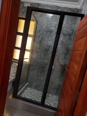 2-bedroom-flat-for-rent-in-makeni-big-6