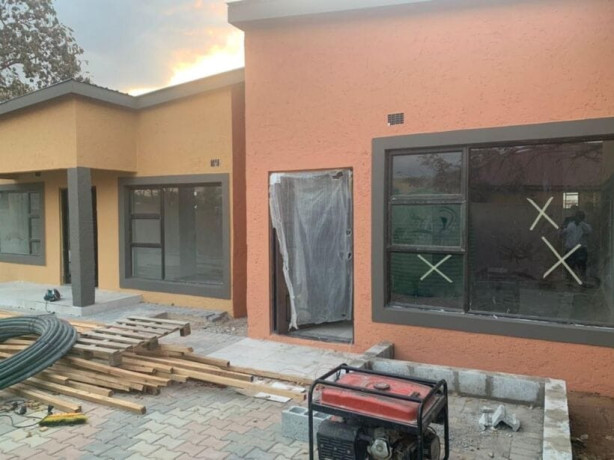 executive-2-1-bedroom-flat-for-rent-in-waterfalls-big-0