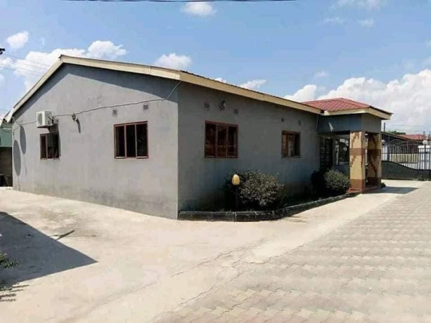 3-bedroom-flat-for-rent-in-ibex-hill-big-6