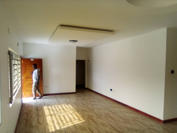 3-bedroom-flat-for-rent-in-olympia-park-big-7