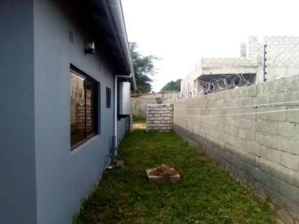 3-bedroom-flat-for-rent-in-olympia-park-big-2