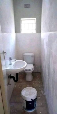 3-bedroom-flat-for-rent-in-chalala-big-3