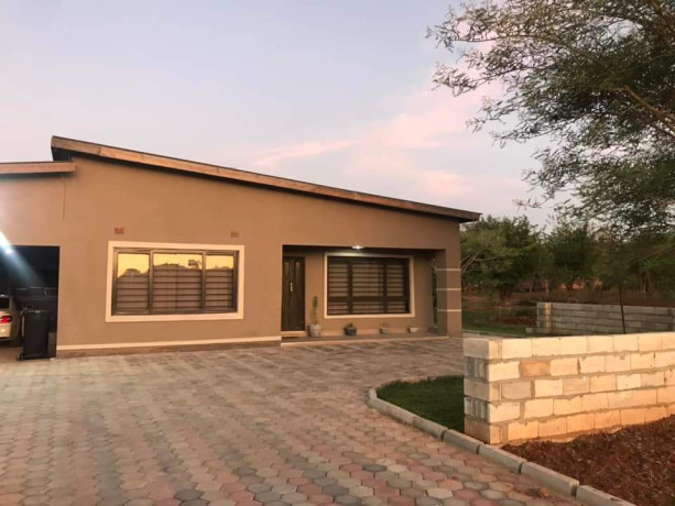 3-bedroom-flat-for-rent-in-ibex-hill-big-7