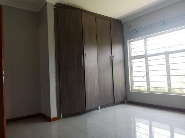 2-bedroom-flat-for-rent-in-chalala-big-2